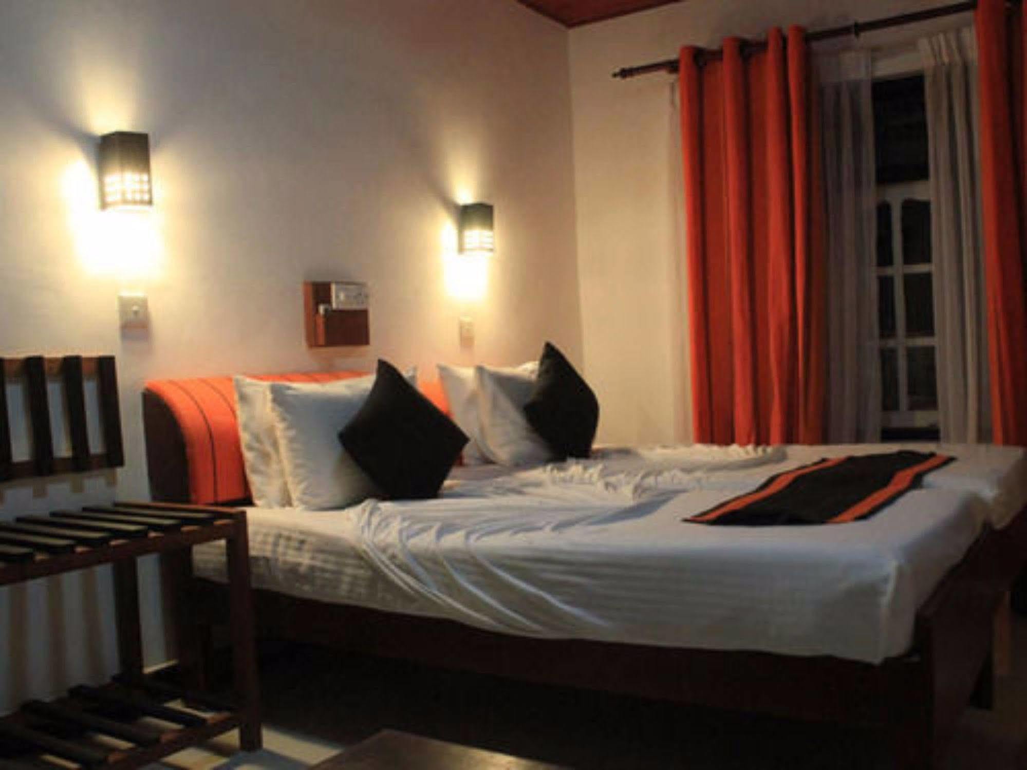 Samaya Beach Hotel أونا واتونا المظهر الخارجي الصورة
