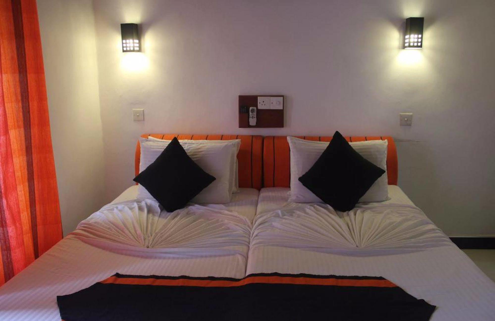 Samaya Beach Hotel أونا واتونا المظهر الخارجي الصورة